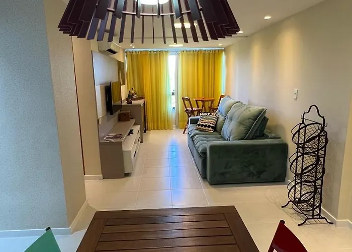 Apartamento Espetacular Na Melhor Praia Da Bahia, Guarajuba E Uma Das Unicas Praias Com Selo Azul Do Brasil -Luxo, Lazer, Diversao E Tranquilidade! Projetado Para Que Voce Tenha A Melhor Experiencia Em Hospedagem - Condominio Tipo Resort, O Mais Proc